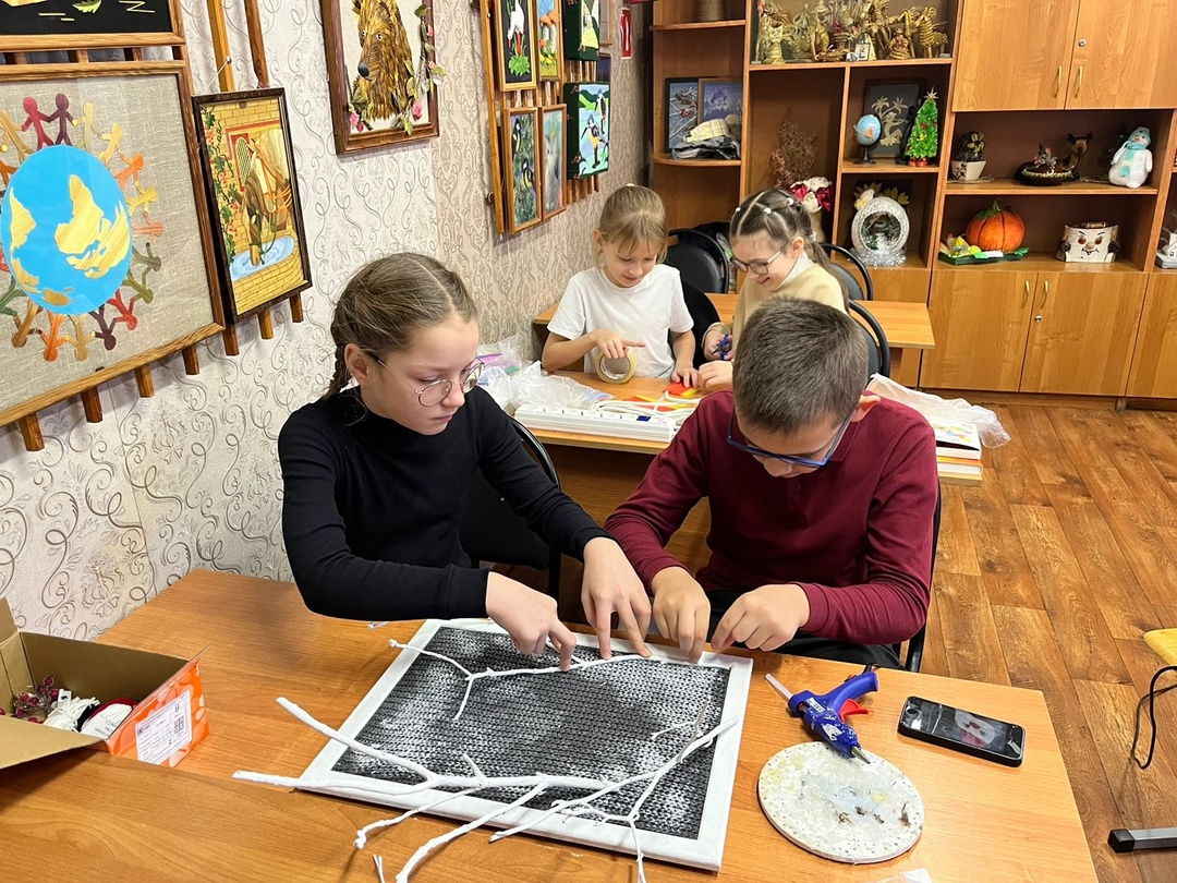 Городской конкурс поделок  из природного и бросового материала «Здравствуй, Зимушка-зима!».