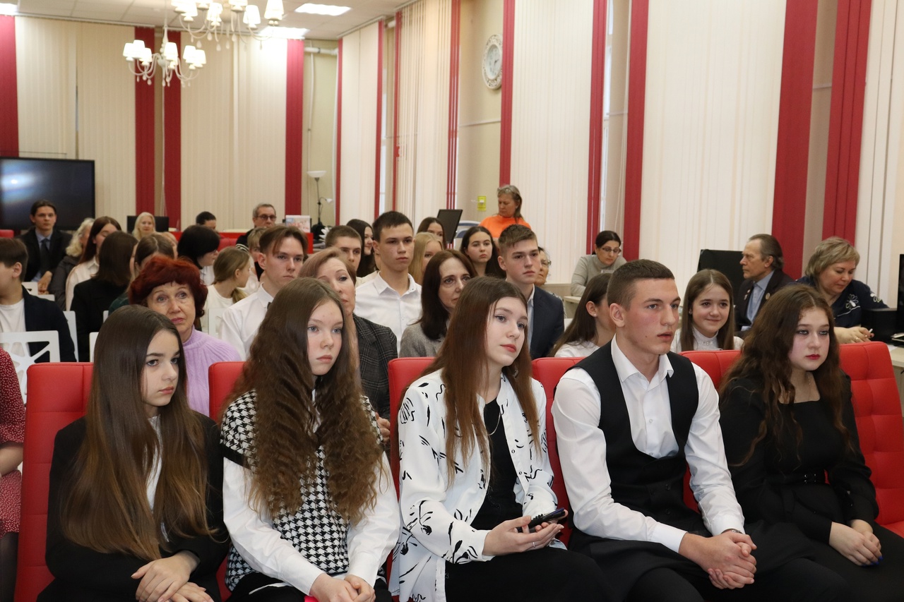Муниципальный фестиваль-конкурс «Во всем мне хочется дойти до самой сути …».