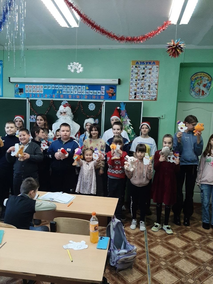 Волонтеры пришли в гости.