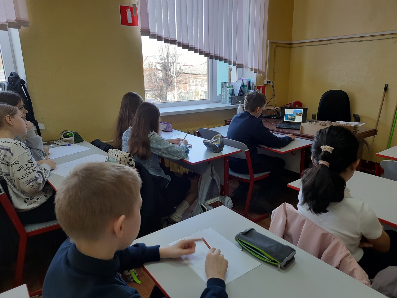 Онлайн-экскурсия по достопримечательностям Крыма.